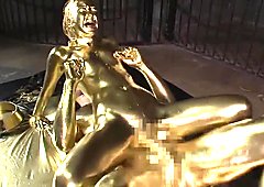 Guld bodypaint fucking
