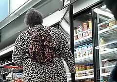 Jiggly booty BBW enjoying the attention I'm paying to her.3