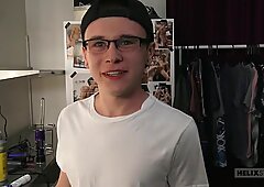 Maks Carter & oliver nash in oliver nash seorang diri - helixstudios