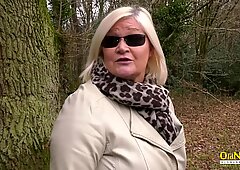 Oldnanny Britisk Storebarmet Moden Lesbisk Adventure