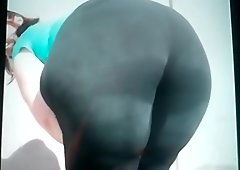 Voglio scopare e pompare il tuo grande grasso caldo donna bella e grassa cuscino sederona !!!