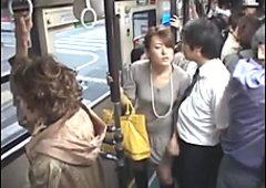 JDT43: Dangerous Bus Japanese01