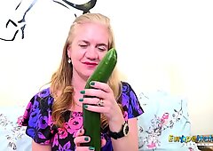 EuropeMaturE Busty British Mature Solo