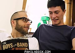 FamilyDick - Sweet older daddy pops virgin boy   s cherry